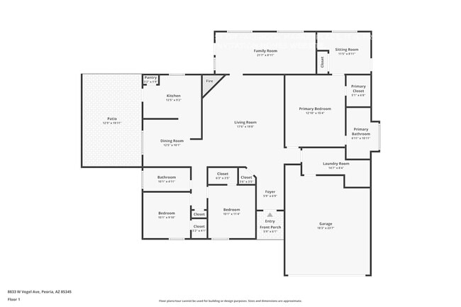 8833 W Vogel Ave in Peoria, AZ - Foto de edificio - Building Photo