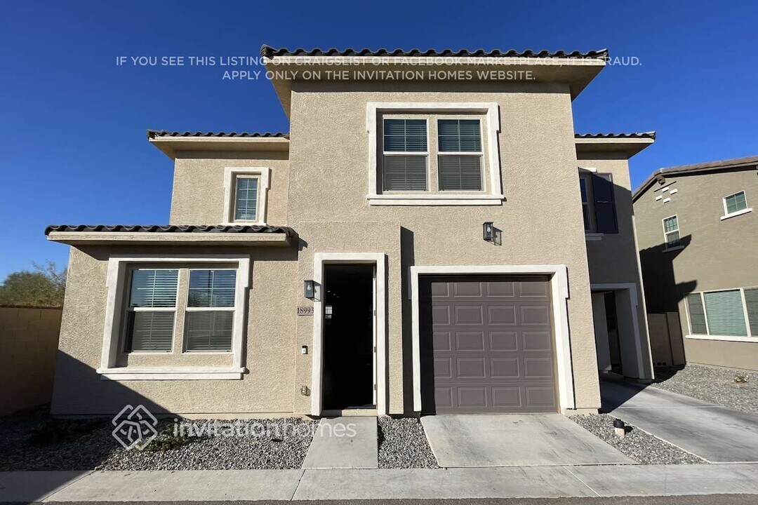 18993 W Pasadena Ave, Unit B05 in Litchfield Park, AZ - Building Photo