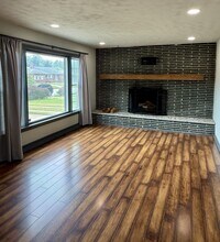 322 Shoreline Dr in Hampton, VA - Building Photo - Building Photo