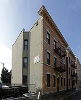 513 9th St Apartments