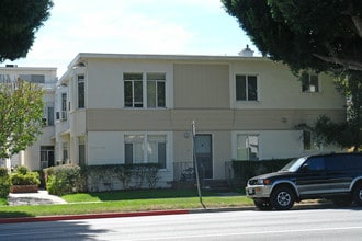 9306 W Olympic Blvd in Beverly Hills, CA - Building Photo - Building Photo