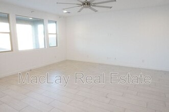 40562 W Michaels Dr in Maricopa, AZ - Building Photo - Building Photo