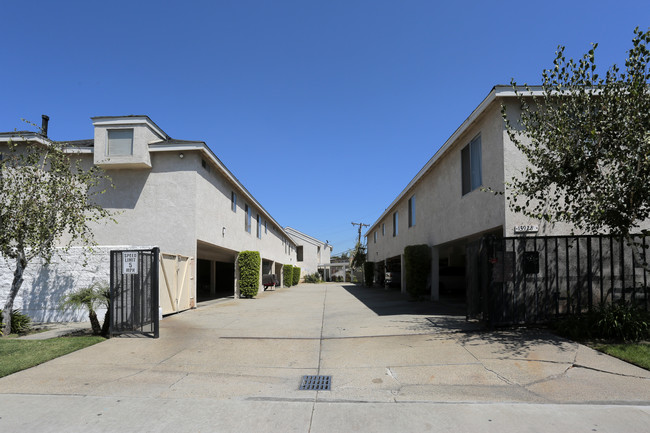 13928 Coteau Dr in Whittier, CA - Building Photo - Building Photo