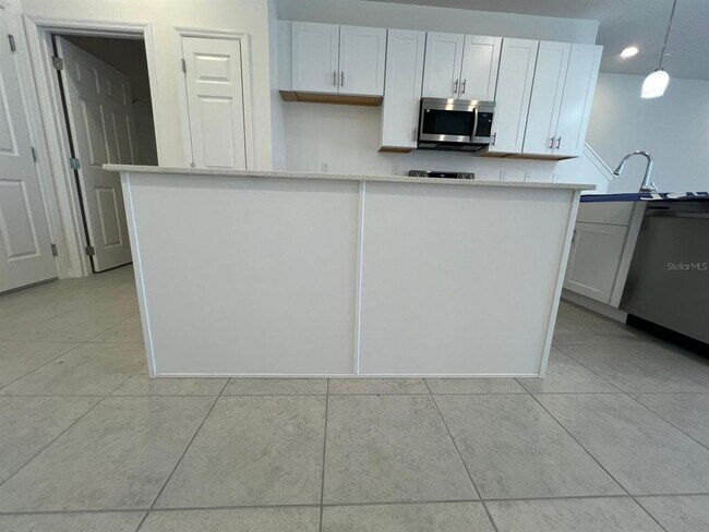 1230 Wycliffe Wy in St. Cloud, FL - Building Photo - Building Photo