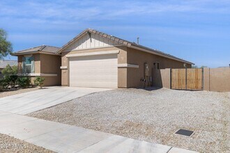 23012 N 178th Ln in Surprise, AZ - Building Photo - Building Photo