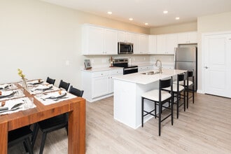 Fountain Point Villas in Perrysburg, OH - Foto de edificio - Interior Photo