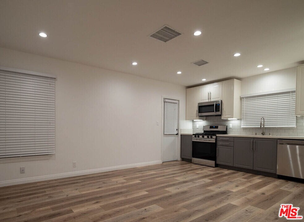 4274 Elenda St in Culver City, CA - Building Photo