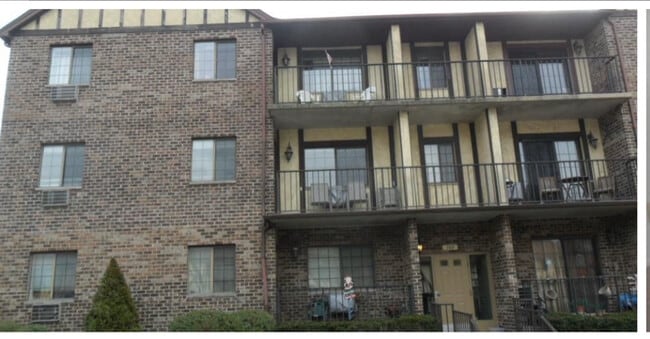 property at 160 Devon Loop