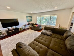 31324 Club Vista Ln in Bonsall, CA - Building Photo - Building Photo