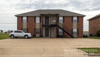 5710 Greengate Dr in Killeen, TX - Building Photo
