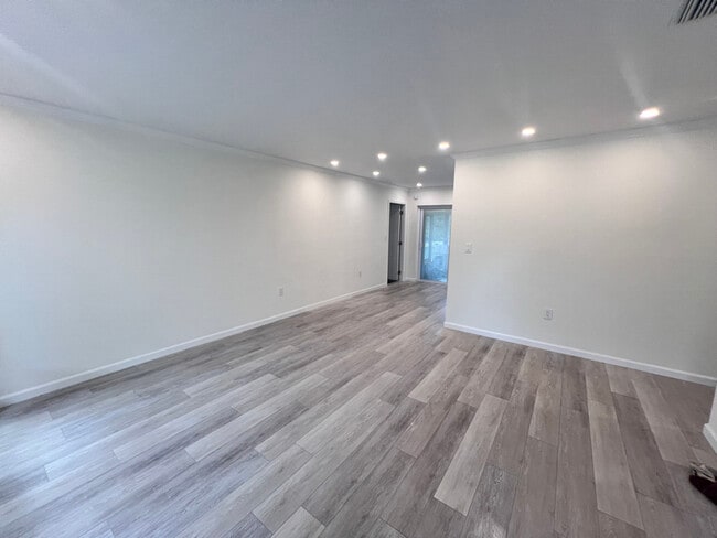 3419 Van Nuys Loop in New Port Richey, FL - Building Photo - Building Photo