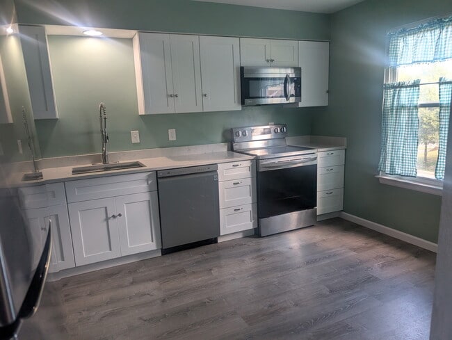 2 Marc Ct in Netcong, NJ - Building Photo - Building Photo