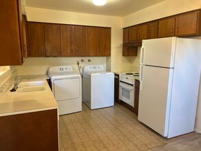 1104 Francis Ave-Unit -1104 in Walla Walla, WA - Building Photo - Building Photo