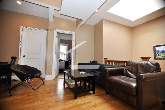 property at 8 St Lukes Rd