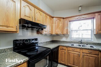 2721 Annhurst Ave in Orlando, FL - Foto de edificio - Building Photo