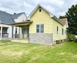 702 S 19th St in Terre Haute, IN - Building Photo - Building Photo