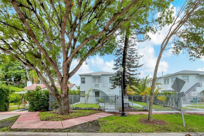 property at 1730 Marseille Dr