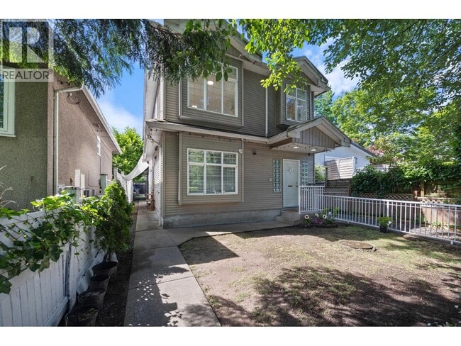 property at 2320 Dundas St