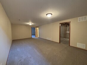 2023 Harvest Ridge Ct in Andover, KS - Building Photo - Building Photo
