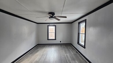 124 Crouse St in Mansfield, OH - Building Photo - Building Photo