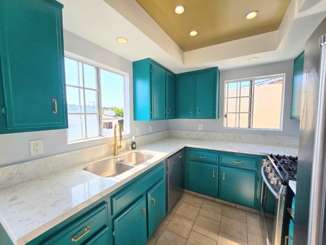 property at 855 W 2nd St