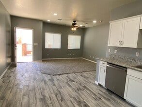 2699 Cll De Mercado, Unit 2699 Calle De Mercado in Bullhead City, AZ - Building Photo - Building Photo