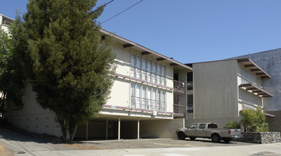 391-393 Fairmount Ave in Oakland, CA - Building Photo - Building Photo