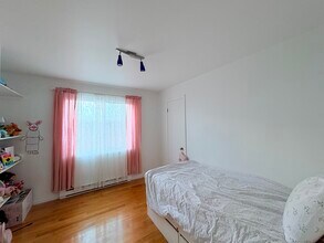 8570 De Teck Rue in Montréal, QC - Building Photo - Building Photo