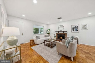 6206 Yosemite Dr in Alexandria, VA - Foto de edificio - Building Photo