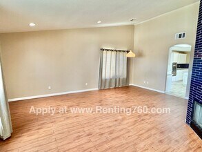 57185 Selecta Ave in Yucca Valley, CA - Building Photo - Building Photo
