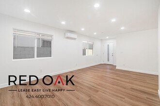 649 W 92nd St in Los Angeles, CA - Building Photo - Building Photo