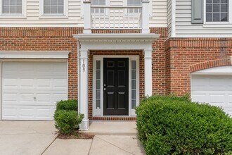 109 Ruby Walk Dr in Morrisville, NC - Building Photo - Building Photo