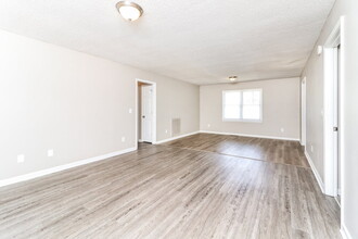 56 Habersham Cir NE in Cartersville, GA - Building Photo - Building Photo