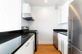 50 Murray St, Unit 713 in New York, NY - Foto de edificio - Building Photo