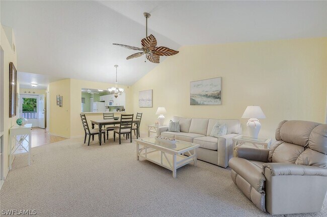 228 Belina Dr in Naples, FL - Building Photo - Building Photo