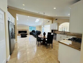 6201 Corbin Ave in Tarzana, CA - Building Photo - Building Photo