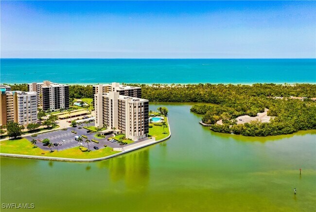 property at 17 Bluebill Ave