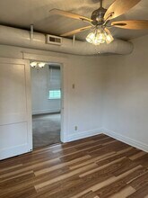 6515 Bartmer Ave, Unit 1 in University City, MO - Building Photo - Building Photo