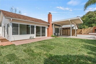 23970 Vía Bocina in Santa Clarita, CA - Building Photo - Building Photo