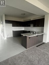 23 Lloyd Davies Wy in Hamilton, ON - Building Photo - Building Photo