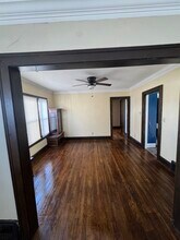 1653 Bunts Rd, Unit 2 in Lakewood, OH - Foto de edificio - Building Photo
