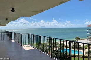 1100 S Collier Blvd in Marco Island, FL - Building Photo