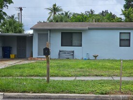 2948 Avenue F in West Palm Beach, FL - Building Photo