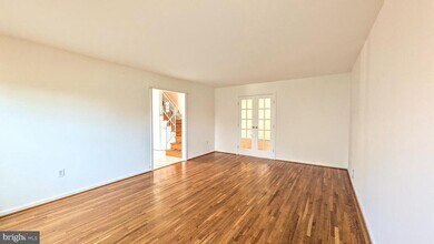 8835 Tuckerman Ln in Potomac, MD - Building Photo - Building Photo