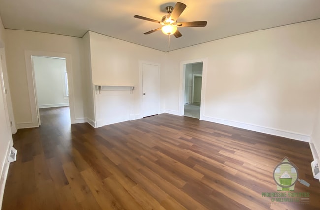16 Smith St in Greenville, SC - Building Photo - Building Photo