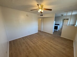 940 S 15th St, Unit 1 in Copperas Cove, TX - Building Photo - Building Photo