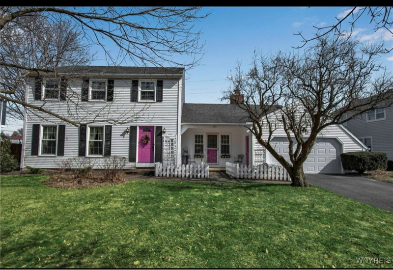 251 Old Lyme Dr in Buffalo, NY - Building Photo