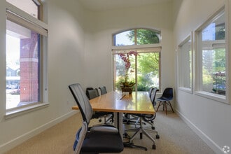 Wilsonville Summit Apartments in Wilsonville, OR - Foto de edificio - Building Photo