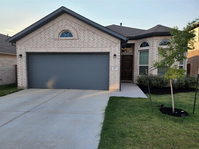 472 Algaroba Loop in Mustang Ridge, TX - Building Photo - Building Photo