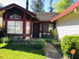 3228 Boulder Creek Way in Sacramento, CA - Building Photo